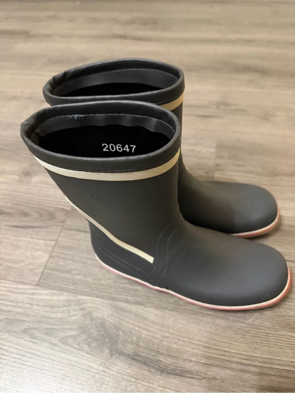 Gill Waterproof Black Rain & Snow Boots with Cream Ankle Band